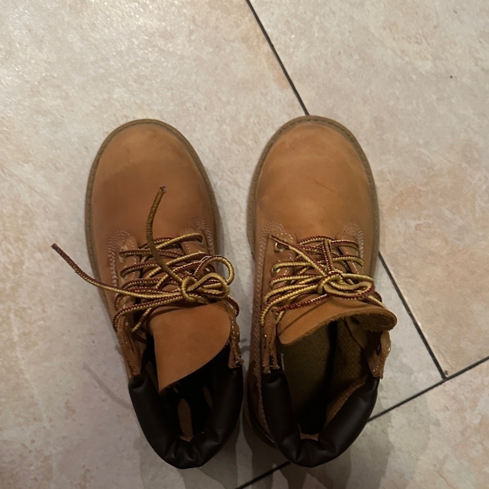 Timberland Tan Leather Boots - Picture 3 of 5